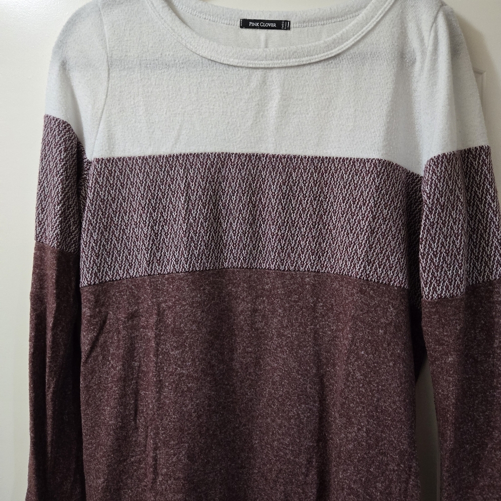 Pink clover M sweater